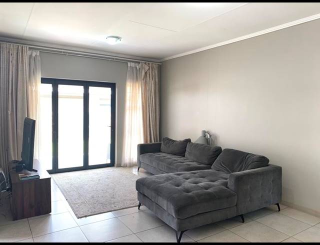 3 BEDROOM PROPERTY TO RENT IN AMBERFIELD